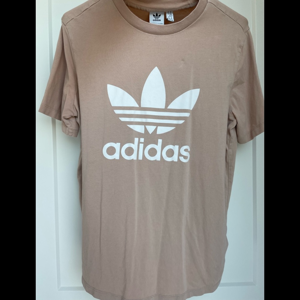 Adidas tee